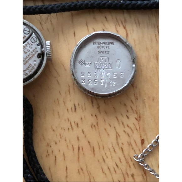 Authentic Patek Philip platinum vintage diamond watch - Picture 5 of 6